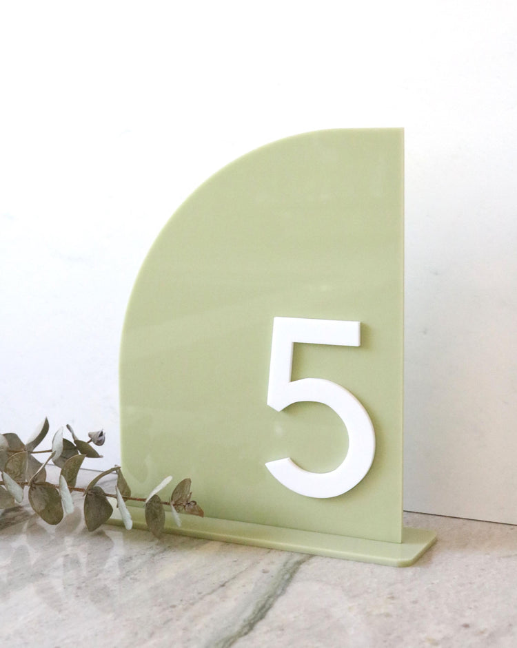 acrylic half arch table number signs | acrylic wedding sign | wedding decor | half arch arched | wedding table number | acrylic table number