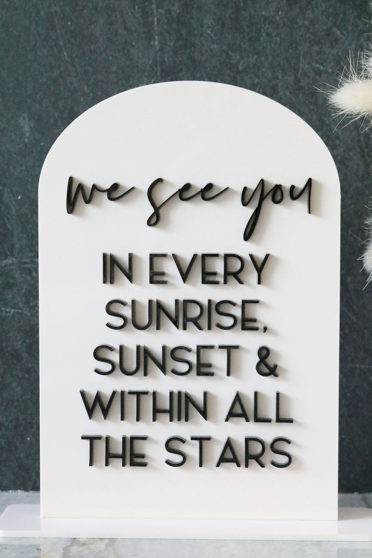 acrylic arch memory sign | acrylic wedding sign | wedding decor | arched | wedding reception | acrylic | in loving memory | memorial